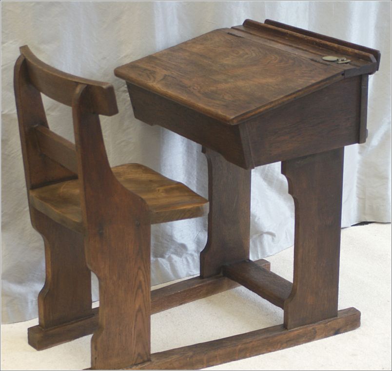 4031 Childs Antique School Desk (3)